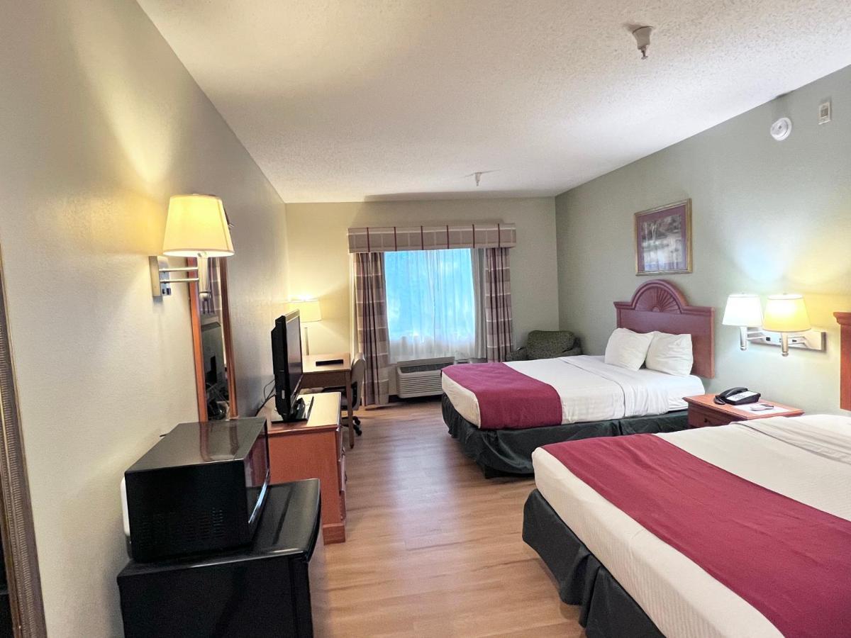 Americas Best Value Inn Wiggins 外观 照片