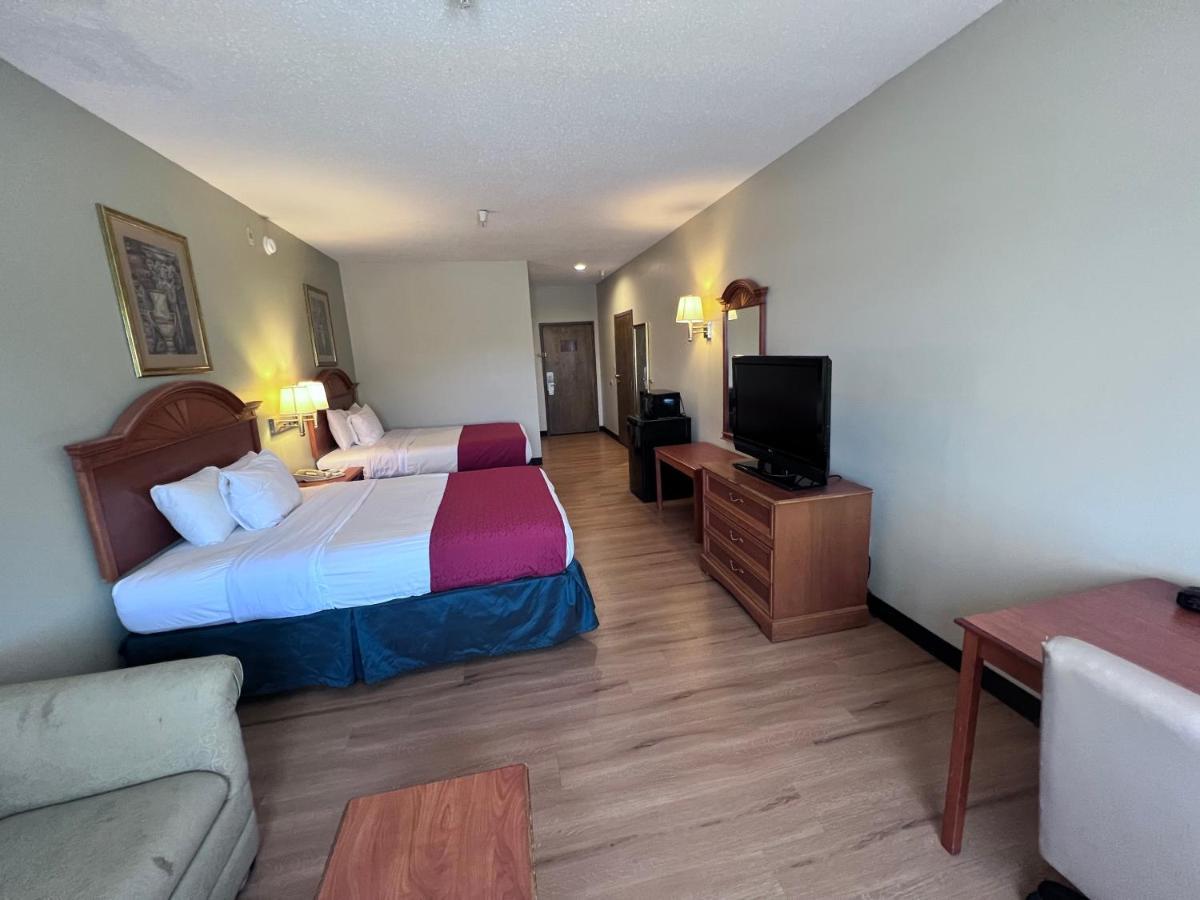 Americas Best Value Inn Wiggins 外观 照片