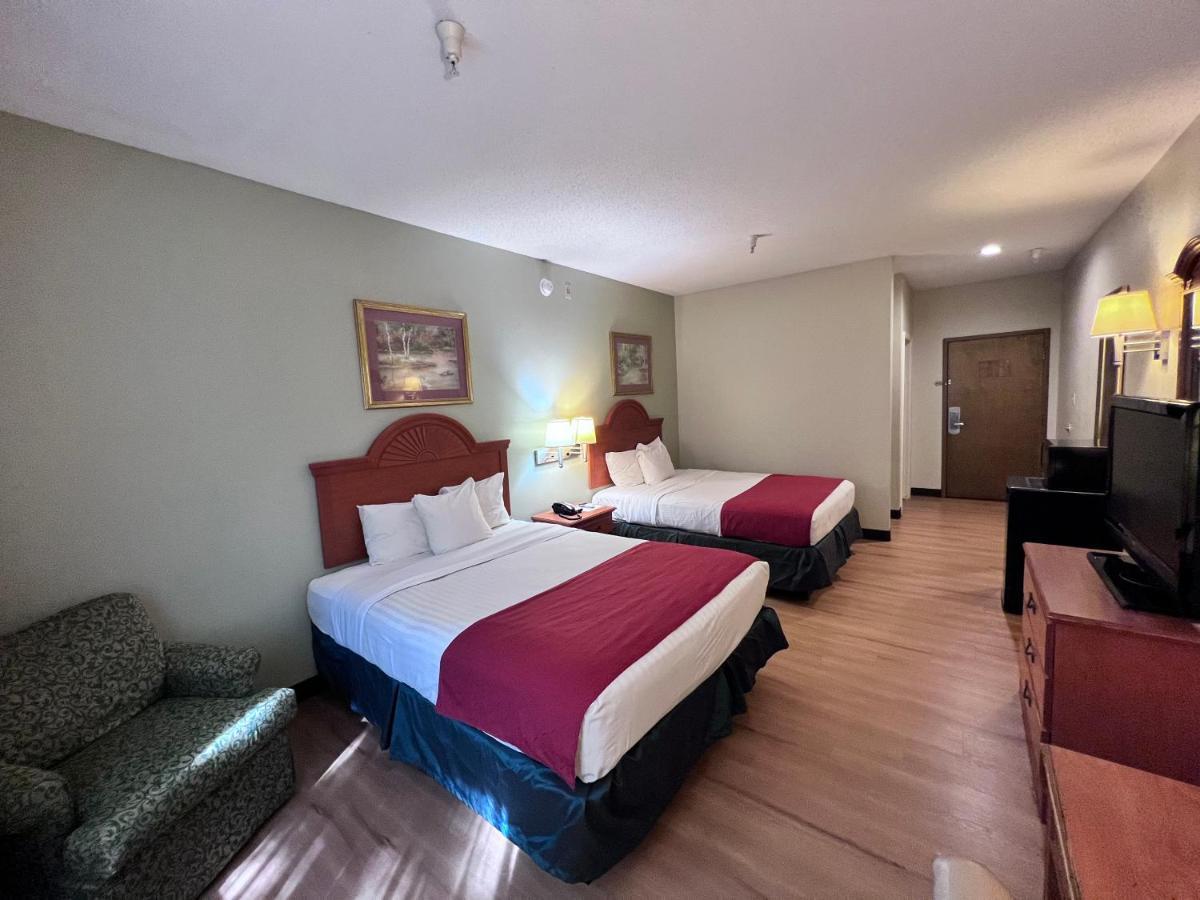 Americas Best Value Inn Wiggins 外观 照片